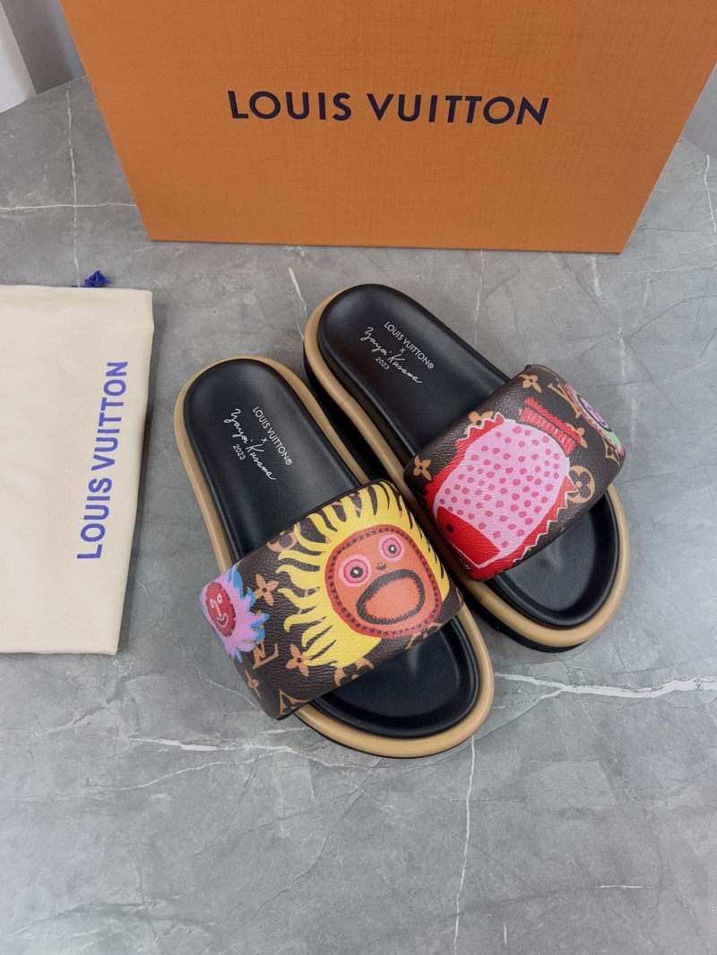 Louis Vuitton Slippers